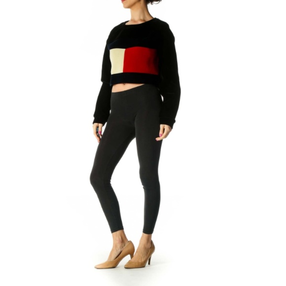 Tommy Hilfiger Velvet Flag Cropped Sweatshirt - Picture 3 of 7